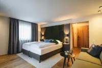 Arpuria l Hidden Luxury Mountain Home - Adults Friendly