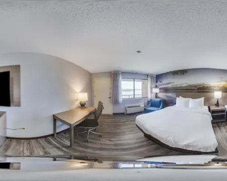 Clarion Pointe on the Lake Clarksville-South Hill West Hotels in Mecklenburg County