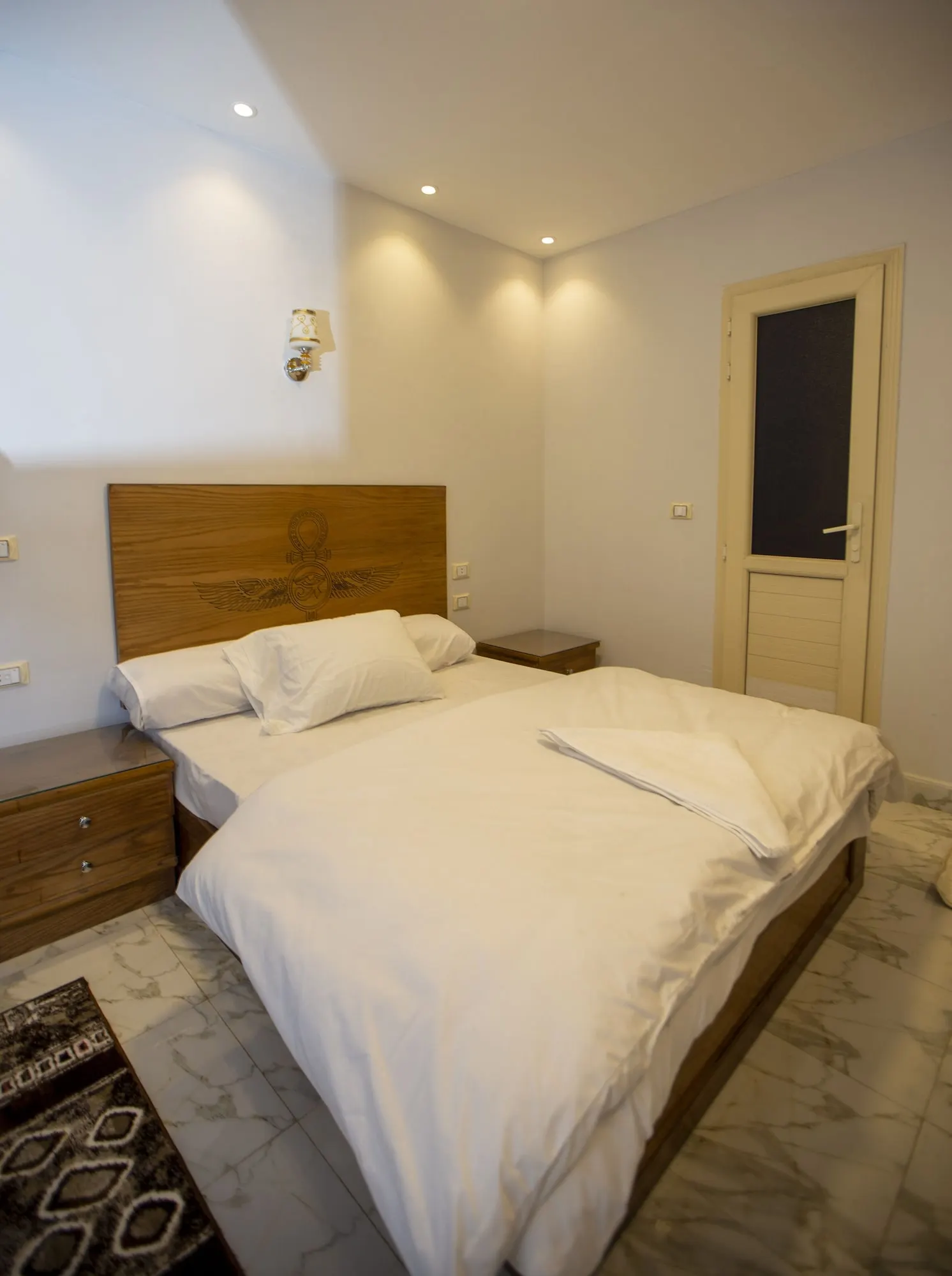 Life Pyramids Inn Rooms Photos