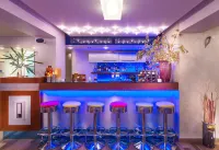 Tropical Hotel Hotels in Alimos