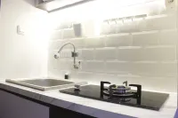 靠近UNPAD的牛津賈提南哥舒適的工作室公寓