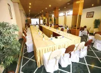 Hotel Willow Banks - Boutique 4 Star Hotel on the Mall Road Shimla