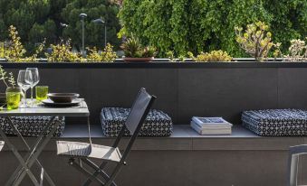 Design Apartment with Terrace by Wonderful Italy