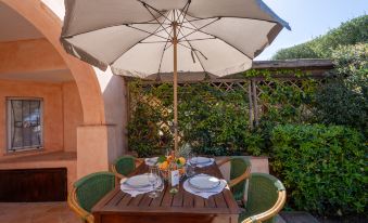 Baja Sardinia - Cala dei Ginepri, Villa 80m from the beach