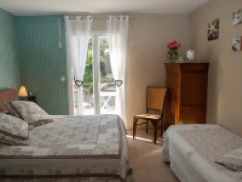 Le Mas Pinède Hotels in Lorgues