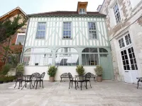 Hotel Saint Georges Hotels near Troyes Train Station