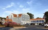 King's Port Inn Hotels near Gallup Institute For Personal