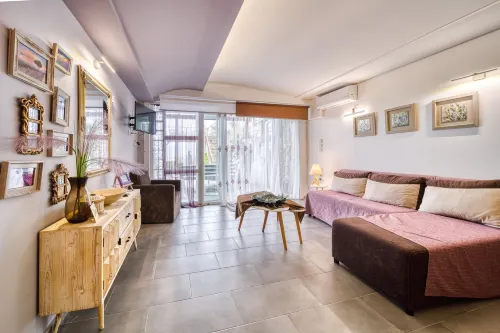 Magical View Studios 1 Asproneri, Kamena Vourla - Homestays