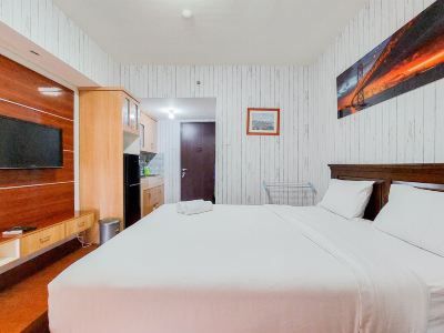 Good and Clean Studio Room Serpong Greenview Apartment