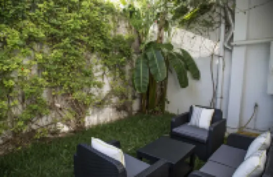 Le Centre-Ville Tr s Chic Apt Avec Jardin Marsa Hotels in 