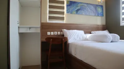Djuragan Kamar Slipi Hotel a 