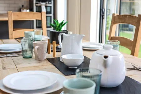 Iona 4 Bed Luxury in the Heart of Bracklesham Bay