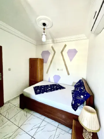 1 Bed Studio Sleeps 2 - Secure Parking Central