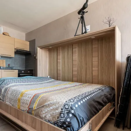 Studio in Ostend with Stunning Sea Views