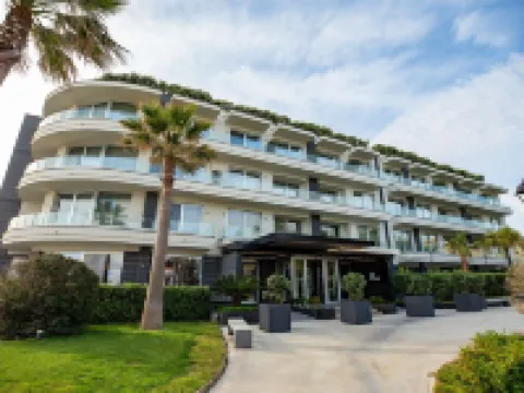 Hotel & Resort Tre Fontane Luxury 波蒂奇酒店