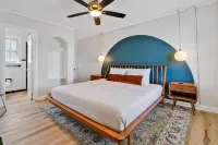 The Starlite Inn