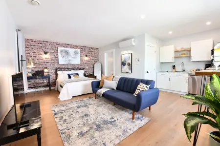 Jardin Suites Highfield Отели рядом со станцией Залізнична станція Монктон