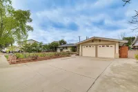 Idyllic Loma Linda Home: 10 Mi to Riverside!