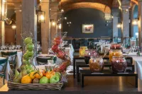 Van der Valk Waterloo - breakfast