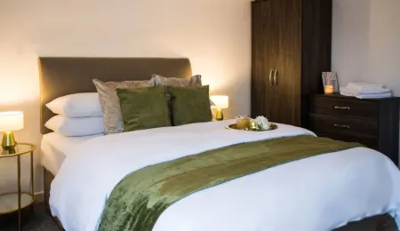 2 Bedroom Apt Leamington Spa