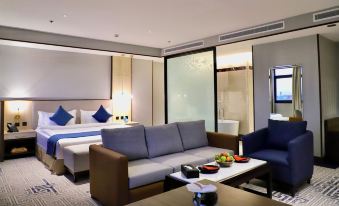 FIVE SEASONS HOTEL