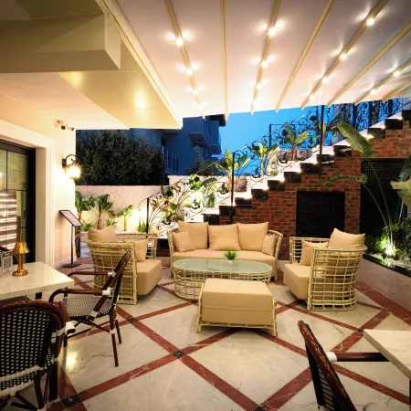 Dbd Hotel Çeşme