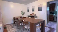 Family Fun with Game Room & King Bed near Monterey Aquarium, Laguna Seca
