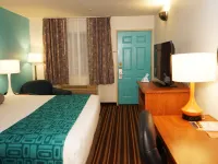 Howard Johnson by Wyndham Salinas Hotels in Salinas