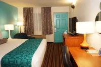 Howard Johnson by Wyndham Salinas Hotels near National Steinbeck Center