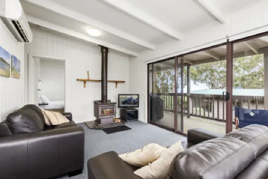 燈塔點海景別墅