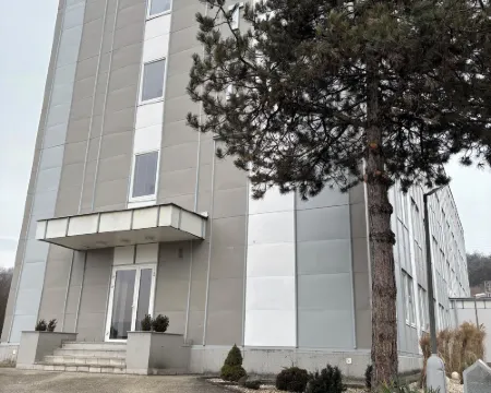 CITY酒店民宿 班斯卡－比斯特里察酒店