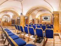 Hotel des Epoques Hoteles cerca de Grandes Almacenes La Rinascente