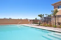 Holiday Inn Express & Suites NAPA VALLEY-AMERICAN CANYON by IHG - Pools