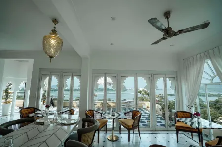 Burj Baneria - A Boutique Homestay Отели рядом с достопримечательностью «Джагдиш Темпл»