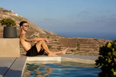 Santorini Sky - the Lodge Hotels in Pyrgos Kallistis