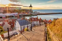 6m Emperor Tent Near Whitby with Log Burner Hotels in Staithes