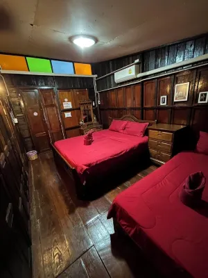 Baan Are Gong Riverside Homestay Hotel di Ho Rattanachai