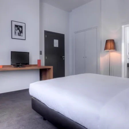 Hotel St James