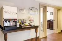 Sleep Inn & Suites - parking