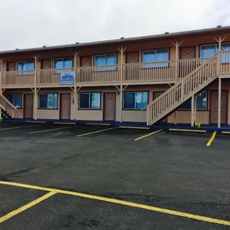 Summer Wind Budget Motel
