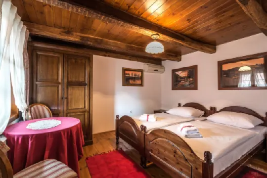 ホテル サルツェ プリロデ のホテル