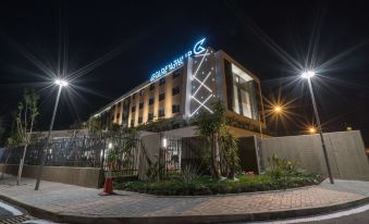 Golden Tulip Royaume