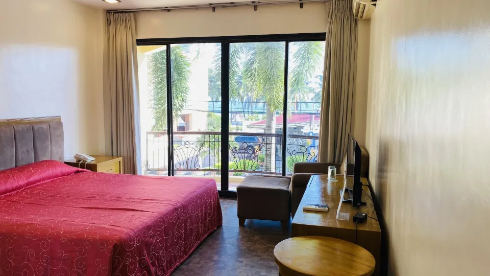 Bayfront Hotel Subic