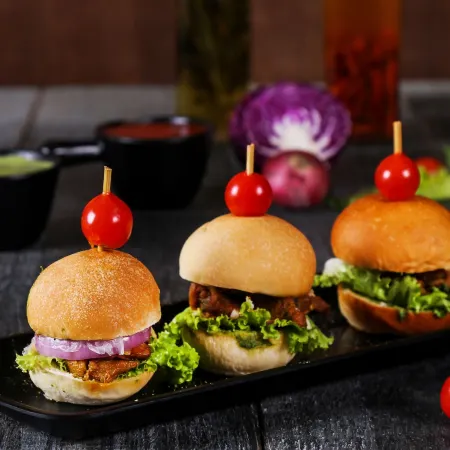 DoubleTree by Hilton Gurugram Baani Square