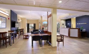 Microtel Inn & Suites by Wyndham Kearney