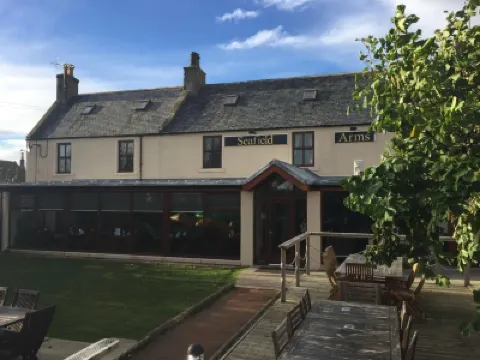 Seafield Arms Hotel Hotels near Salmon Howie