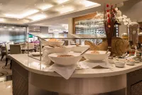 Holiday Inn JOHANNESBURG - ROSEBANK by IHG - parking