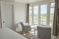 Oceanside Lifestyle Hotel - balcony
