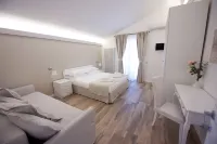Domus Dams B&B Hotels in Bernalda