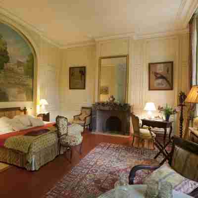 Château de Raissac Rooms